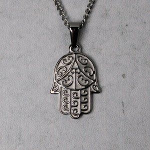Silver Hamsa Pendant Chain Necklace
